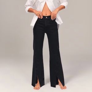 Abercrombie & Fitch High Rise 90’s Relaxed Jeans With Vented Hem